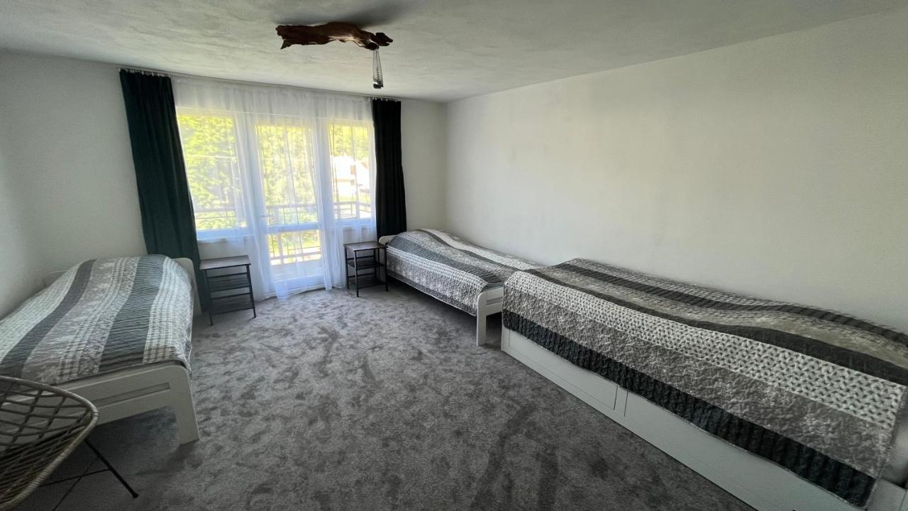 Apartmanovy Dom Adas Prosiek Ngoại thất bức ảnh
