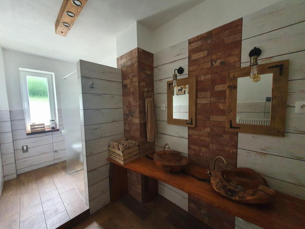Apartmanovy Dom Adas Prosiek Ngoại thất bức ảnh